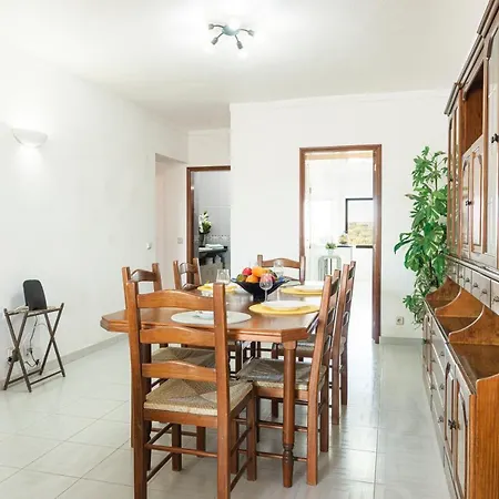 Apt Yvonne - Vilamoura Apartment *
