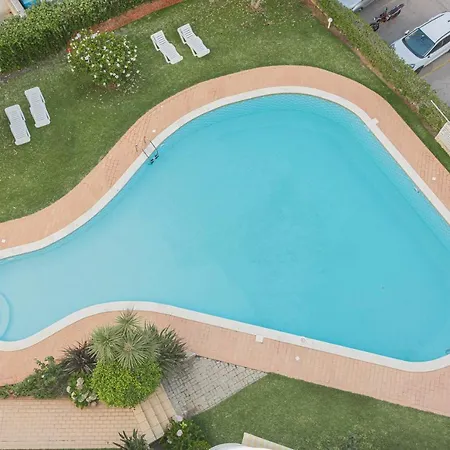 Apt Yvonne - Vilamoura Apartment Quarteira